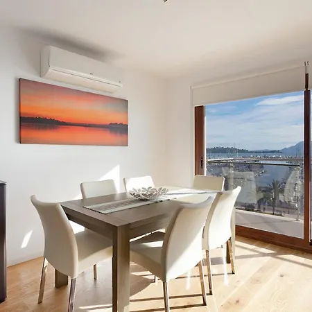 Penthouse Frontline Next To Apartment Pollenca
